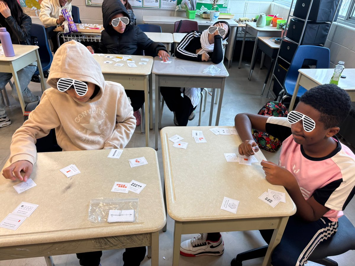 Working with our <a href="/tdsb/">Toronto District School Board</a> Math Learning Partner Ms. Pain on recognizing and comparing Area, Set and Line models of fractions. She comes once a week to work with our Gr. 6’s <a href="/TDSBGatewayPS/">Gateway PS</a>