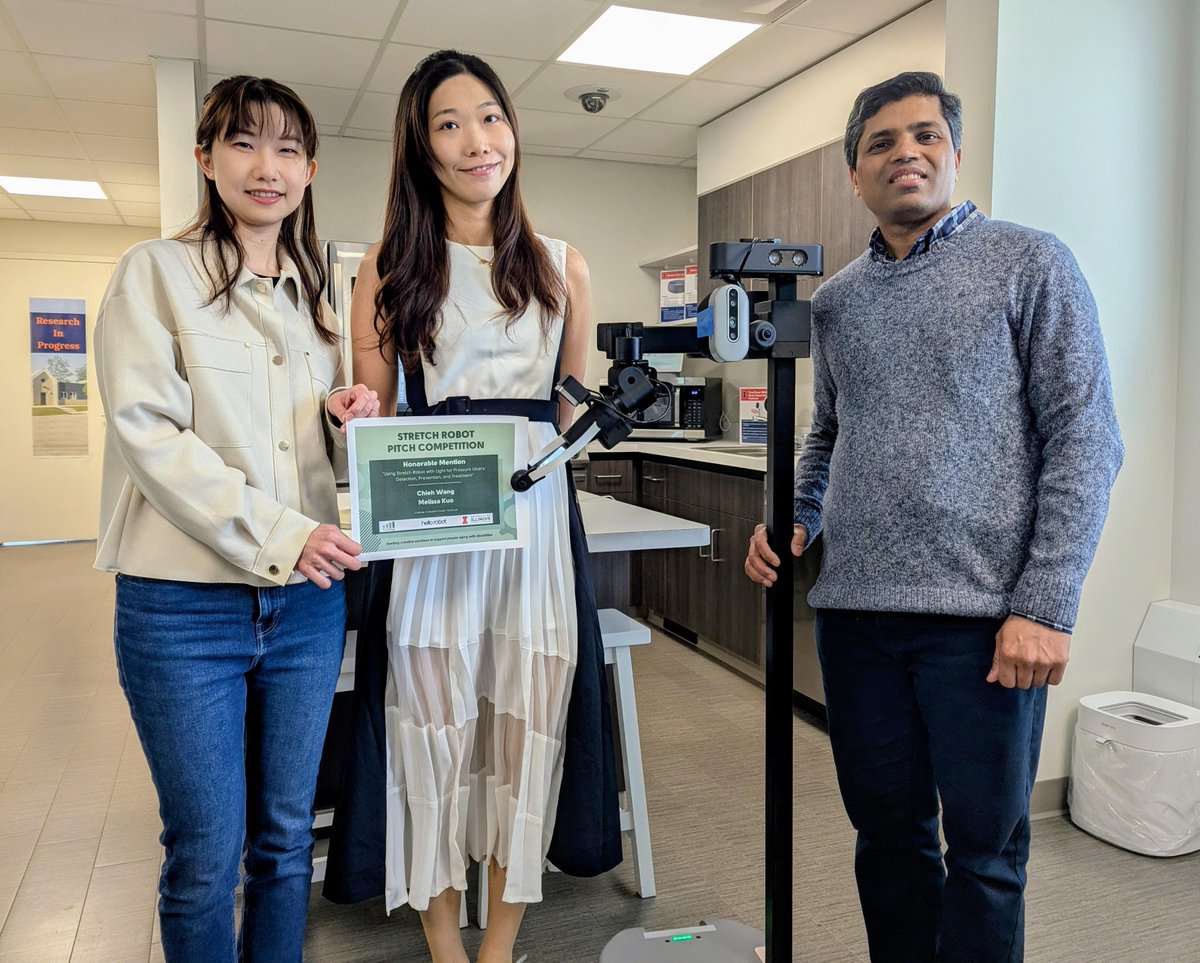TechSAgeRERC's tweet image. 🙌 Honorable Mention #StretchRobotPitchCompetition 2024!
Celebrating Chieh Wang and Melissa Kuo from @AHSIllinois @UofIllinois. Their pitch used Stretch @HelloRobotInc for early detection of pressure ulcers for people aging with disability.
📽️ Video: ow.ly/IL5A50VLLJR