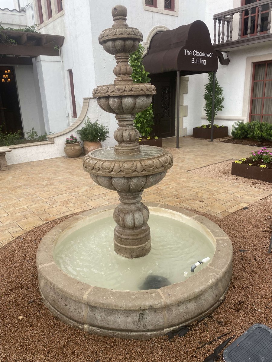 misterfountain1's tweet image. 💧 Crystal clear and sparkling clean! Another fountain restored to its full glory by our team. #CleanWithPride #FountainRestoration #MisterFountain #FountainRepair #FountainMaintenance #HoustonTX #TheWoodlandsTX #HomeandGarden