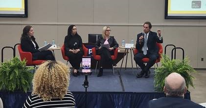 Great conversation <a href="/PaceUniversity/">Pace University</a> about Co-Occurring Disorders in Teens &amp; Young Adults.  Thanks to <a href="/theharrispro/">the harris project</a> for joining <a href="/mmo6run/">Michael Orth</a>.,  Engaging students early about integrated approaches will better prepare the mental health providers of the future.