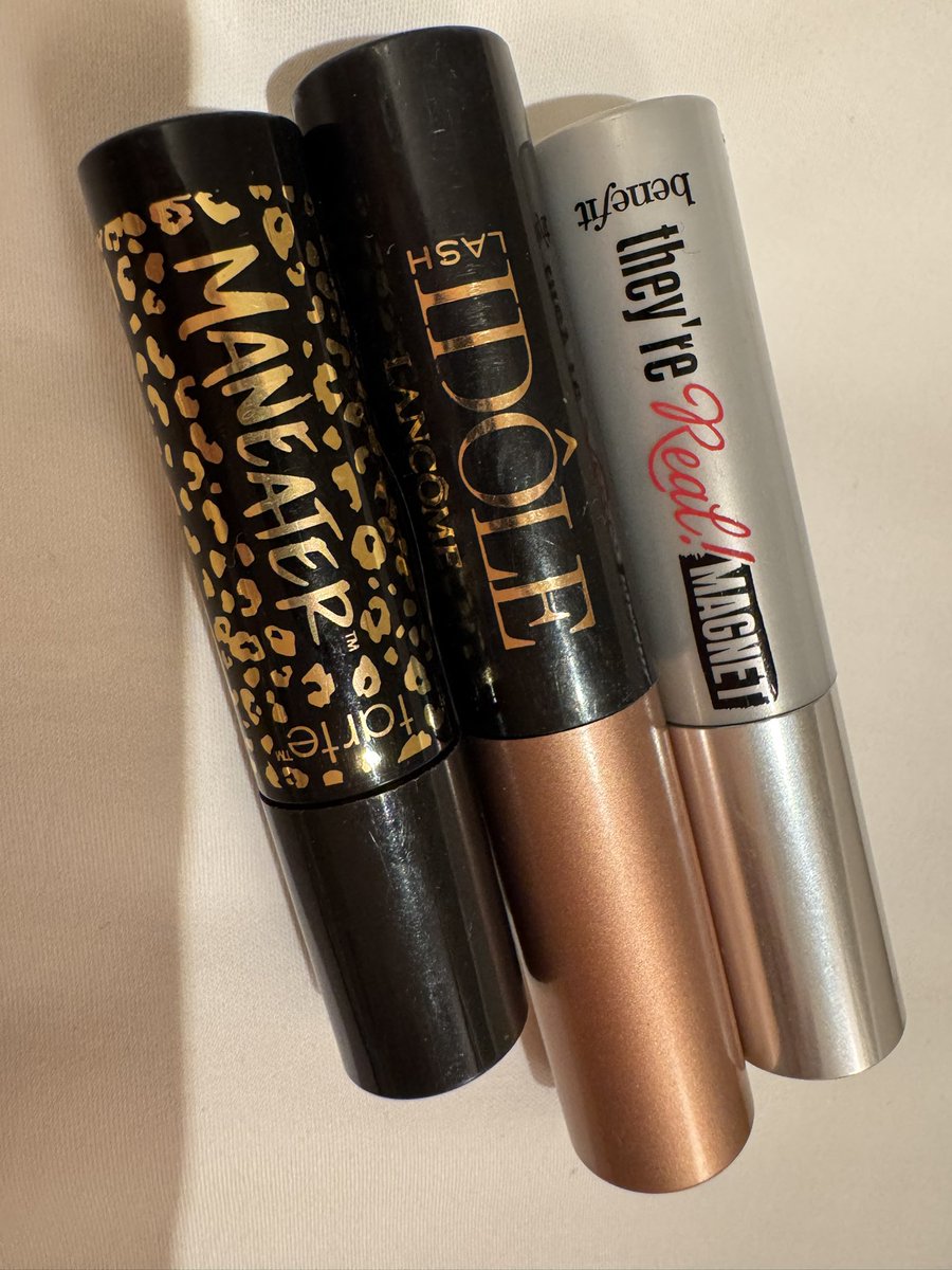 rafedaf's tweet photo. How do you know if a #mascara is waterproof when it doesn’t mention?? It’s raining in Bangalore !! 
@BenefitUK #theyrerealmagnet
@tartecosmetics #maneater
@LancomeUSA #idole https://t.co/NIQan8EozM