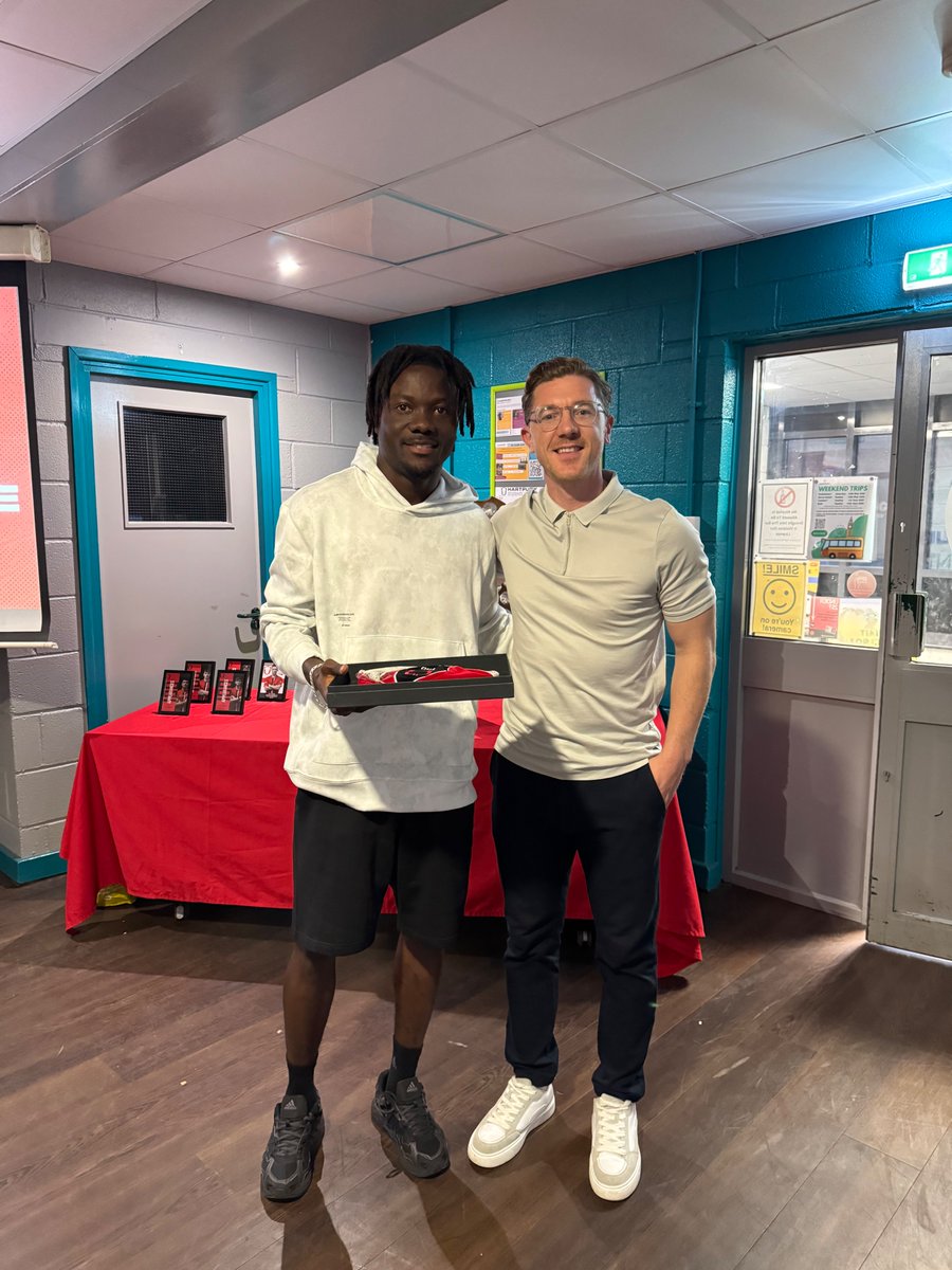 💯 𝗖𝗟𝗨𝗕

From everyone at Hartpury University FC, congratulations on reaching 100 appearances with the Club, an incredible milestone! ⭐️

#proudtobelong #hartpury