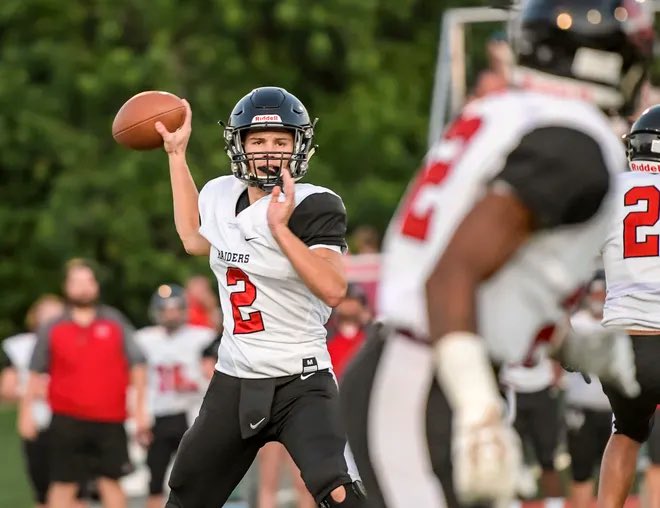 VHS Football (@vhsfootballfbt) on Twitter photo Our thoughts are with the <a href="/SouthSumterFB/">South Sumter Football</a> family during this difficult time following the loss of one of their own, Garhett Miller. Our thoughts are with the <a href="/SouthSumterFB/">South Sumter Football</a> family during this difficult time following the loss of one of their own, Garhett Miller.
