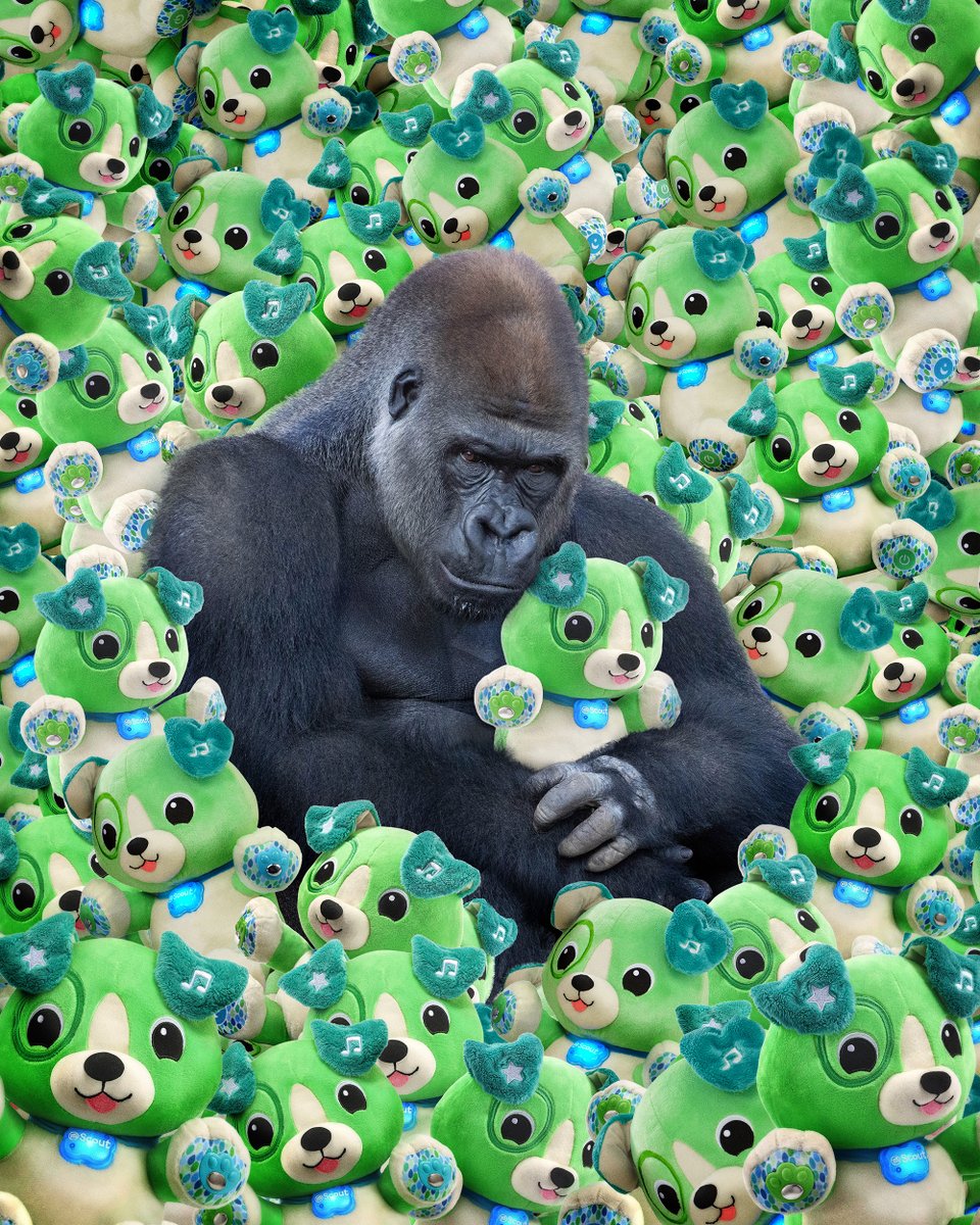 Who'd win in a fight, 100 Scouts or 1 Gorilla? 🦍

Trick question. Scout just makes friends wherever he goes. 💚