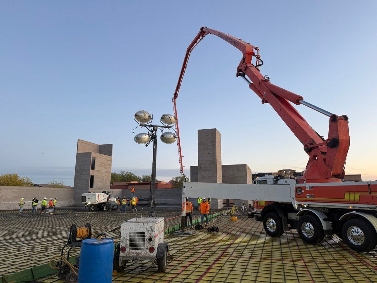 AbernatheyCo's tweet photo. As @elonmusk asks, What did you get done this week? 

Here is what we got done on our Goodyear, AZ project. 

GSF: 111,087
Units: 745 https://t.co/rbQsxvftsF