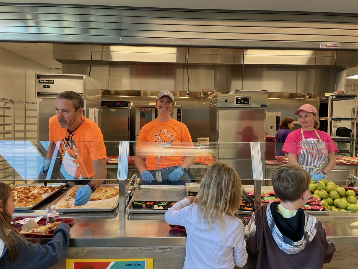 Lexi Peterson (@mspeterson329) on Twitter photo A special lunch, treats, and extra lunch helpers to make our heroes feel extra special today! <a href="/HESHawksSVVSD/">Principal Ball</a> <a href="/DPerfettiDeany/">Dina Perfetti-Deany</a> <a href="/SVVSDsupt/">SVVSDsupt</a> A special lunch, treats, and extra lunch helpers to make our heroes feel extra special today! <a href="/HESHawksSVVSD/">Principal Ball</a> <a href="/DPerfettiDeany/">Dina Perfetti-Deany</a> <a href="/SVVSDsupt/">SVVSDsupt</a>