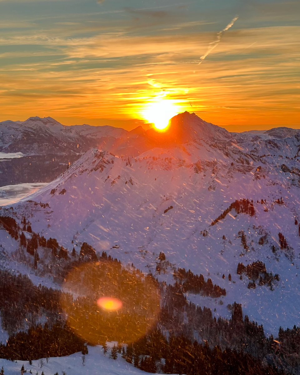 Au revoir Margot 💫 Toutes mes pensées et mon cœur avec sa famille et ses proches ❤️ Le monde du ski et de la montagne uni avec vous.