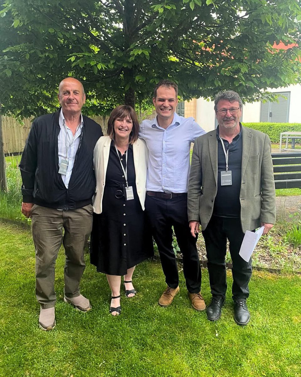 Karen Lee (@karen_karenelee) on Twitter photo Lincoln's Labour County Councillors plus our MP <a href="/HFalconerMP/">Hamish Falconer MP</a> after last nights count. Feeling very tired after a hard fought campaign but pleased to be able to continue to serve our local communities in Boultham, Carholme and Ermine & Cathedral 🌹 Lincoln's Labour County Councillors plus our MP <a href="/HFalconerMP/">Hamish Falconer MP</a> after last nights count. Feeling very tired after a hard fought campaign but pleased to be able to continue to serve our local communities in Boultham, Carholme and Ermine & Cathedral 🌹