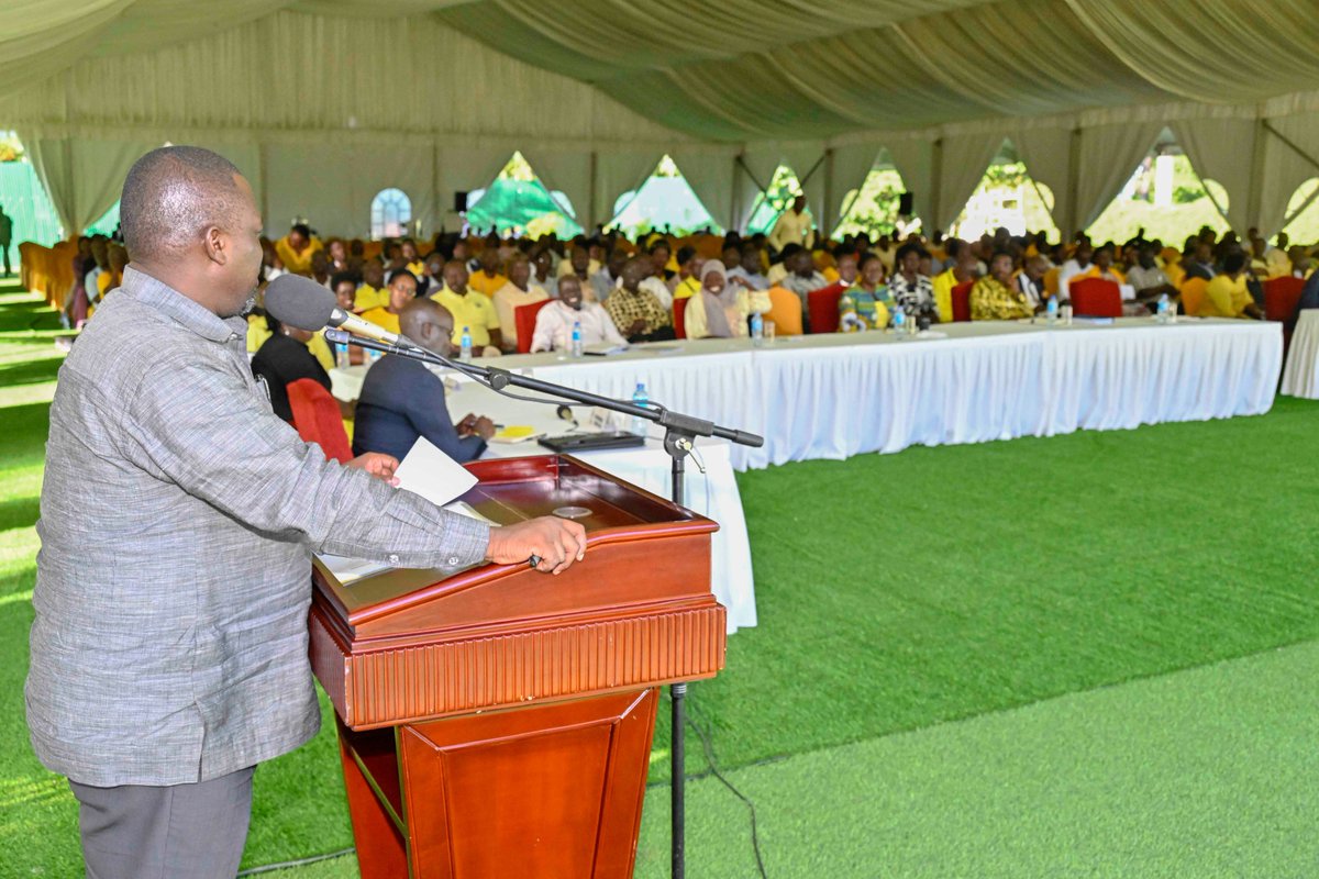 This afternoon at State House Entebbe, I met with members of the NRM caucus to discuss, among other things, the upcoming village barazas on May 6, 2025. I urged them to monitor government programs and vigorously fight corruption, which has become a recurring issue raised during