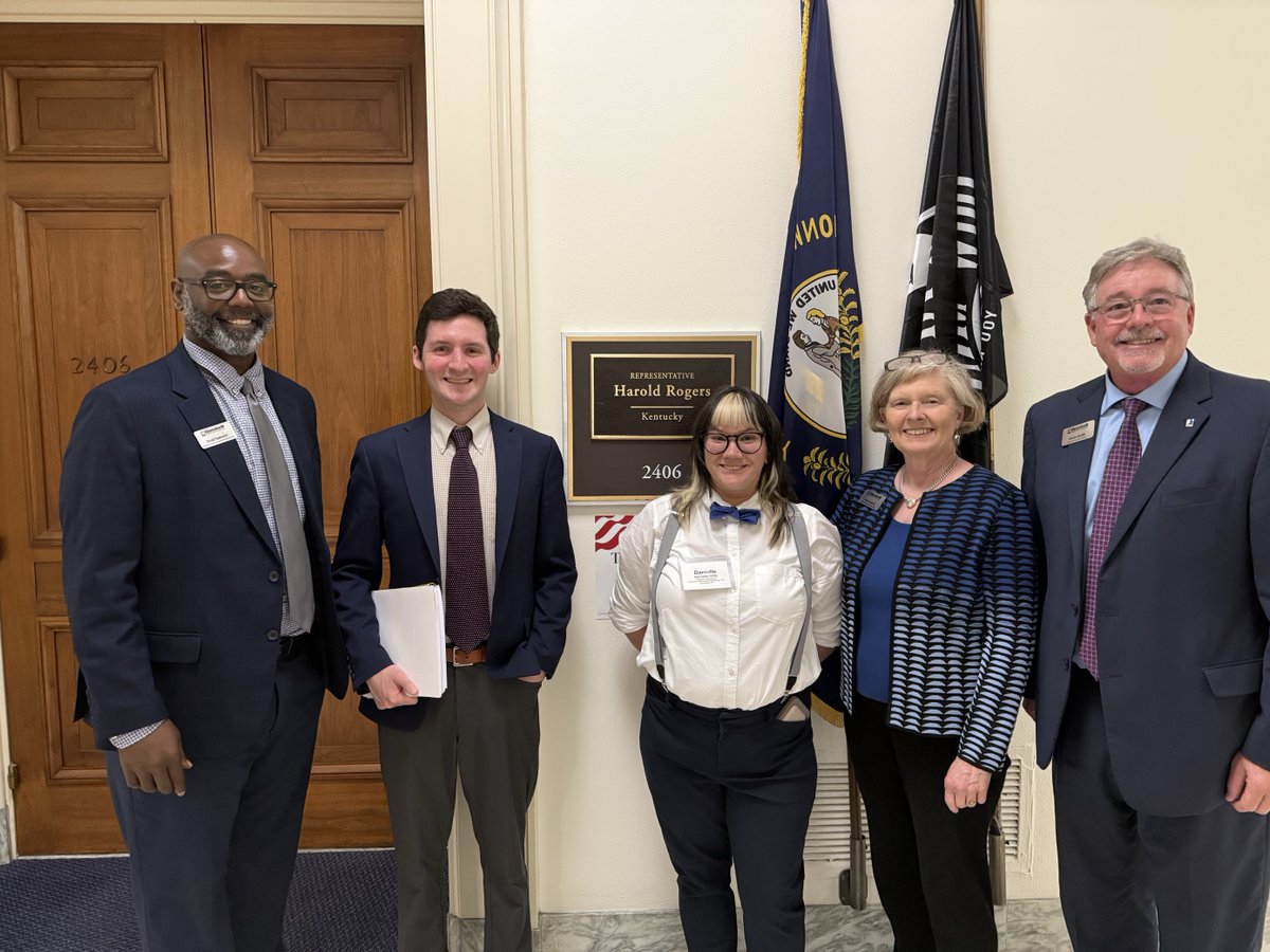 Goodwill Kentucky (@goodwillky) on Twitter photo We spoke with Congressman <a href="/RepHalRogers/">Hal Rogers</a>' office about our four opportunity centers located across KY05 and shared Danielle’s story of recovery. Goodwill Kentucky has been an important part of many recovery journeys as we strive to get more people into the workforce. We spoke with Congressman <a href="/RepHalRogers/">Hal Rogers</a>' office about our four opportunity centers located across KY05 and shared Danielle’s story of recovery. Goodwill Kentucky has been an important part of many recovery journeys as we strive to get more people into the workforce.