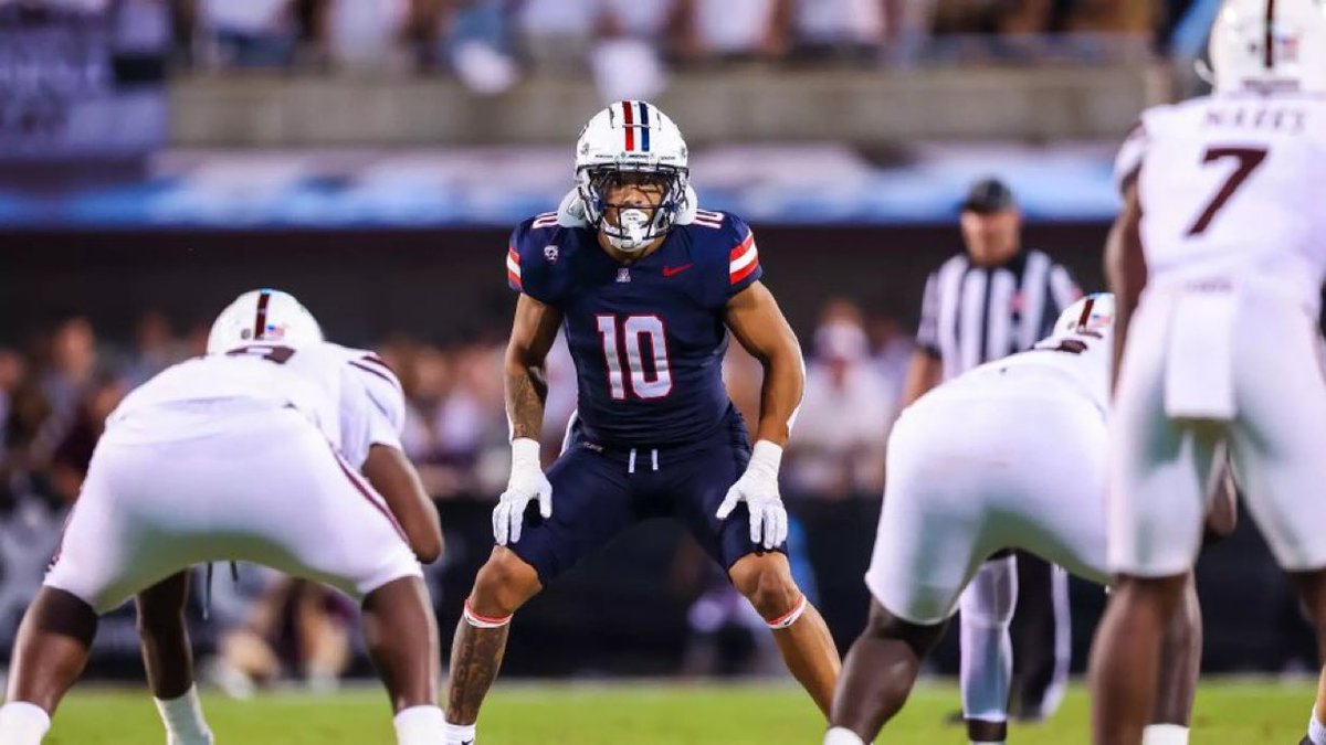 RivalsPortal's tweet image. Former Arizona LB Justin Flowe is transferring to UNLV
Flowe was a 5-star recruit in the 2020 class who signed with Oregon before transferring to Arizona in December of 2022.
During his 2 year career with the Wildcats, Flowe recorded 44 tackles, 2 TFLs, 1 sack, & 1 PBU.