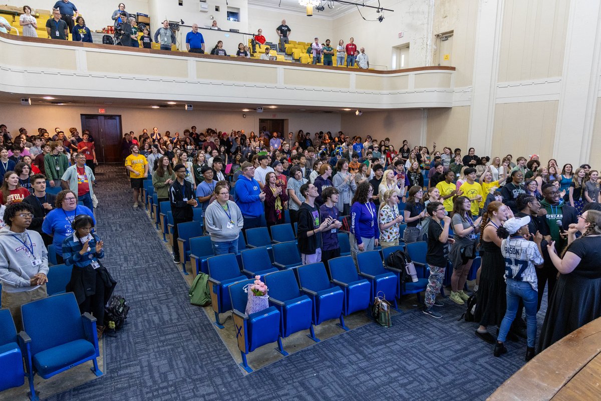 LSMSA's tweet image. The #LSMSA Class of '25 are a unique bunch. For their senior prank, they commandeered (🥁) the year's final Convocation to stage a celebration of life for Mitch, a 3-D archery target shaped like a whitetail deer. Well played, Class of '25. Well played. 🦌