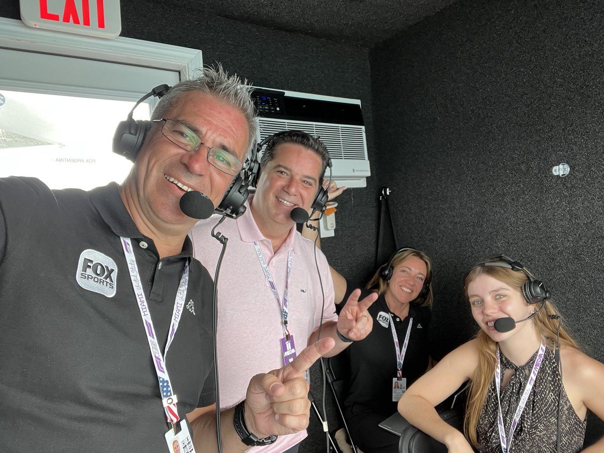 Listos!!! <a href="/aagulla_TV/">Andres Agulla</a> <a href="/f1andersen/">Florencia Andersen</a> <a href="/geraldinadrommi/">GERAL Drommi ✨</a> <a href="/puenteadrian/">Adrian Puente (Oficial)</a> <a href="/FOXSportsArg/">Fox Sports Argentina</a> #MiamiGP #telemetricof1