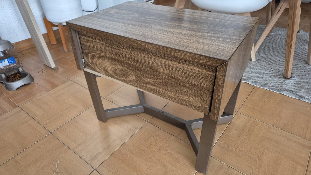migue_echave's tweet photo. @dEuropeMX mira la calidad de muebles que entregan. 
Es la cuarta vez que me traen un buró y otra vez viene dañado. Más de 30 días hábiles de espera para que me vuelvan a traer el buró dañado. Han pasado 97 días desde que compré mis muebles, ojo aquí @Profeco https://t.co/Y7Ufwe5csH