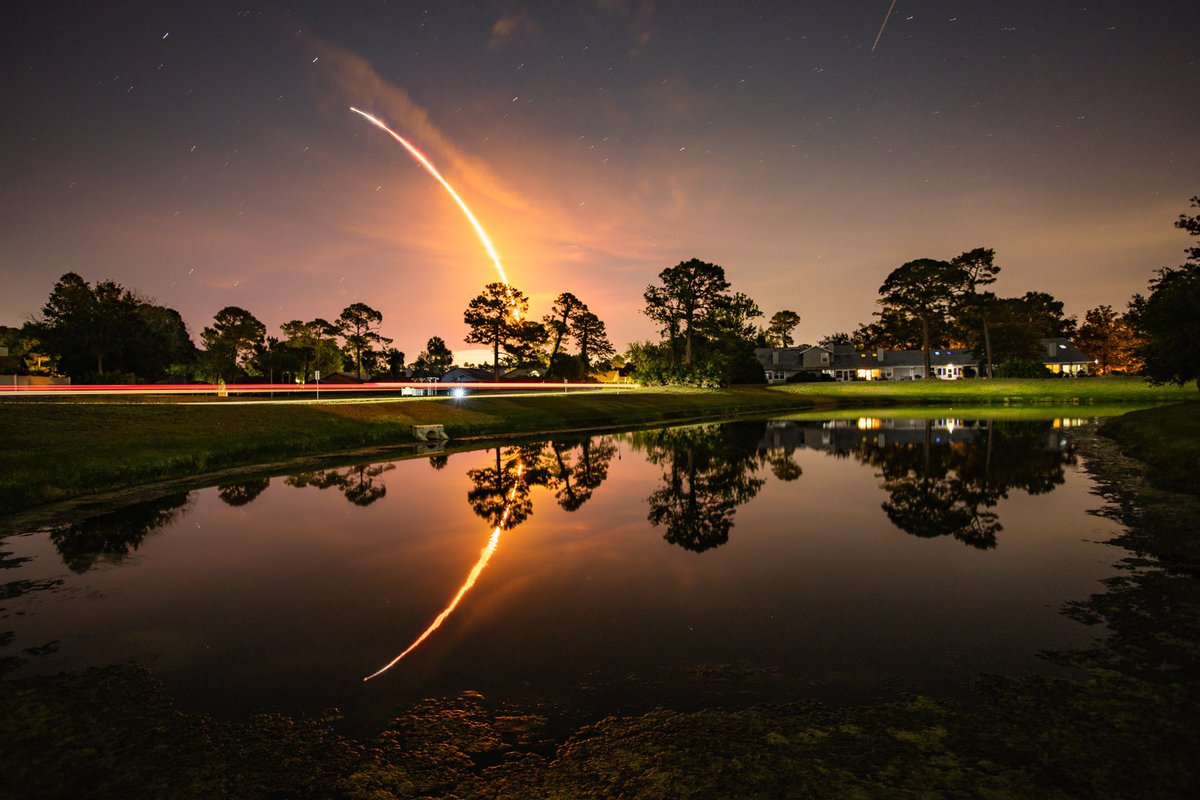 tierneyPhoto's tweet photo. Four launches in five days - Cape Canaveral Space Force Station

April 27 – SpaceX Falcon 9: Starlink 12-23

April 28  – ULA Atlas V: Amazon Kuiper Satellites

April 29 – SpaceX Falcon 9: Starlink 12-10

May 1 – SpaceX Falcon 9: Starlink 6-75
@ulalaunch @SpaceX https://t.co/GtSqzkNW4n