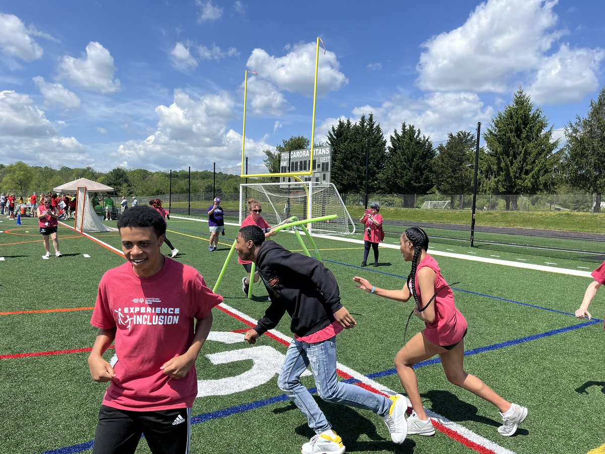 Coach Airing tweet media