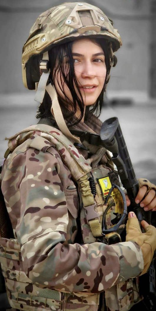 Jin çiqas bibe şervanê azadiya xwe û ji bo xwe tekoşîn bike weqas bedew dibe..