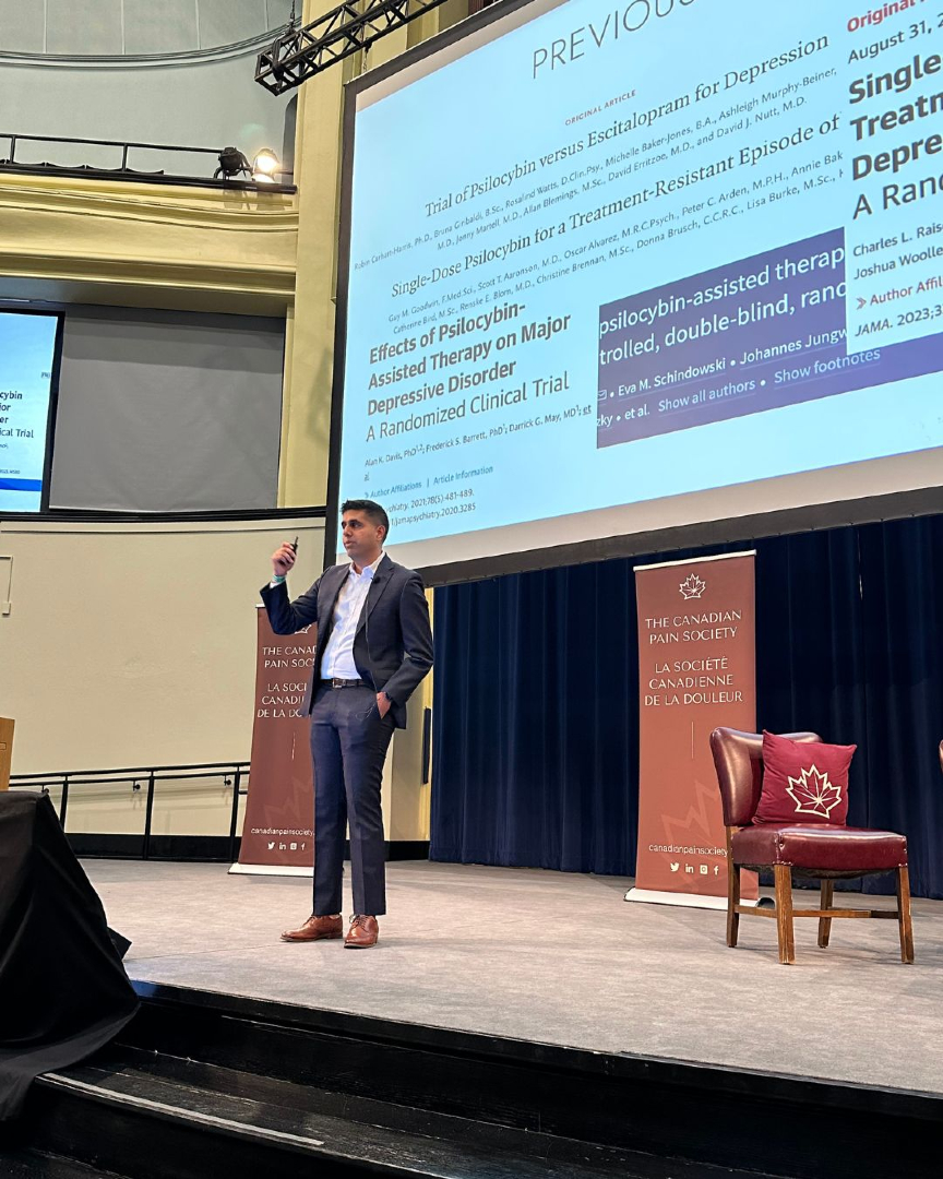 Exploring the ongoing clinical trials investigating the efficacy of psychedelics with Dr. Karim Ladha at #canadianpain25.

🚨 LIVE NOW
 canadianpainsociety.ca/live

#douleurcanadienne25