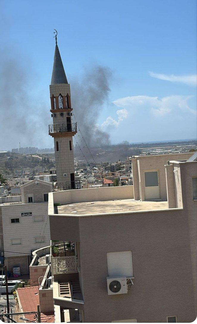 jolly_angelina's tweet photo. @Ofir_Ma @Khalid43422040 @YosephHaddad There was no plan to invade or attack Israel 🙄 + Yoseph needs to learn. The "War Crime" #DisproportionateForce can't compare with a bit of smoke in the distance vs prolonged bombing, devastation & mass murder of innocents @simonmaginn @skwawkbox @kennardmatt @AsaWinstanley https://t.co/5kicsoQoxr