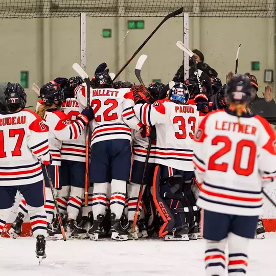 I'm excited to announce I've been named the <a href="/CuseIce/">Syracuse Ice Hockey</a> Beat Reporter next semester for <a href="/CitrusTVSports/">CitrusTV Sports</a>' "On The Bench," the nation's longest-running college sports show. A huge thanks to <a href="/MatthewParryTV/">Matthew Parry</a> and the rest of the OTB crew for the opportunity! Let's do that hockey!