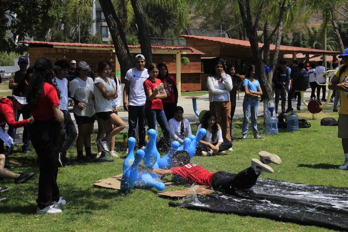 PrepaJocotepec's tweet photo. Les compartimos parte de lo que se vivió en el Rally del "Prepa Joy &amp; Fun Fest" el cuál inició el miércoles 30 de abril por la mañana en el Malecón de nuestro bello Jocotepec. 🦁🤩💦

#VidaSaludableSEMS  #UdeG
#PrepasUDG #Jocotepec #ComunidadUdeG #SomosUdeG #PrepaJocotepec https://t.co/5ysU0aG1kA
