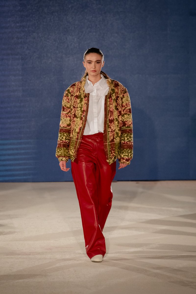 From silhouette to spotlight. Ines Barić (HR) a designer who’s taken a deeply personal approach to her collection by reimagining the concept of the dowry. Using textiles that once belonged to her grandmother, Ines weaves together stories of legacy, craftsmanship, memory #fwsk