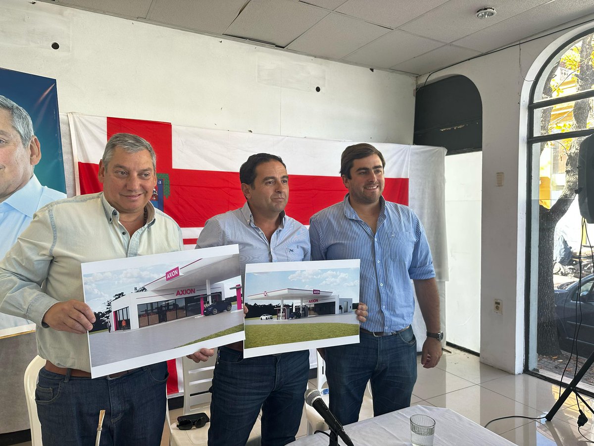 alvaro_chacho's tweet photo. Hoy, junto a @PajaroEnciso y Adrián, un empresario que viene invirtiendo en Florida hace 10 años, anunciamos la inversión en San Gabriel de una estación de servicio con un desembolso de 750.000 dólares; 10 puestos de trabajo fijos, más indirectos y los que trabajarán en la obra. https://t.co/VTprhccj9k