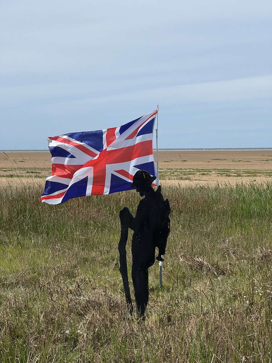 Wow, Wow, Wow! What a sight! A truly stunning display along Hoylake Promenade.

This marks the start of our local VE80 commemorations and celebrations. #VE80 🇬🇧🇬🇧🇬🇧🇬🇧