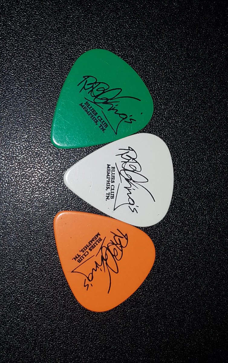 Mk2Maverick's tweet image. M8 just sent me this picture off the 3 plectrums I brought him home from #BBkings club in Memphis over 20yrs ago! 🎶🎶🎶🎶
