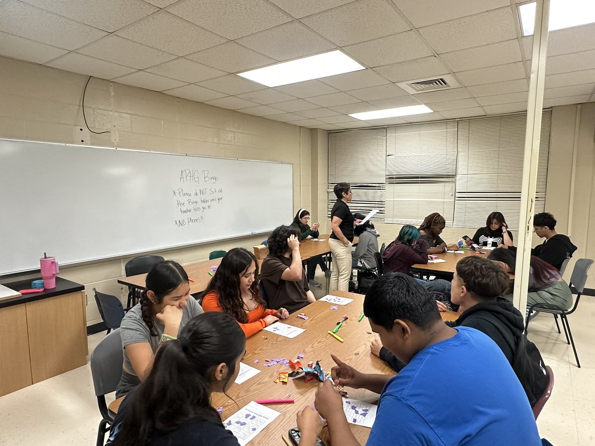 APHG exam prep session! 📚🌎