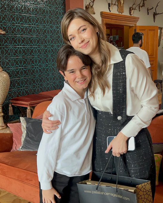 Cuma günleri müsaitim başka dizi izlerim dedim ama başaramadım lütfen geri dönebilir misiniz?

ÇokÖzledik YalıÇapkını