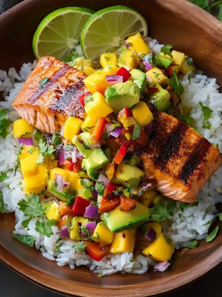 Grilled Salmon with Mango Salsa &amp; Coconut Rice 🍋🔥
Tender grilled salmon meets tropical mango-avocado salsa over creamy coconut rice—a vibrant, flavor-packed summer dinner!