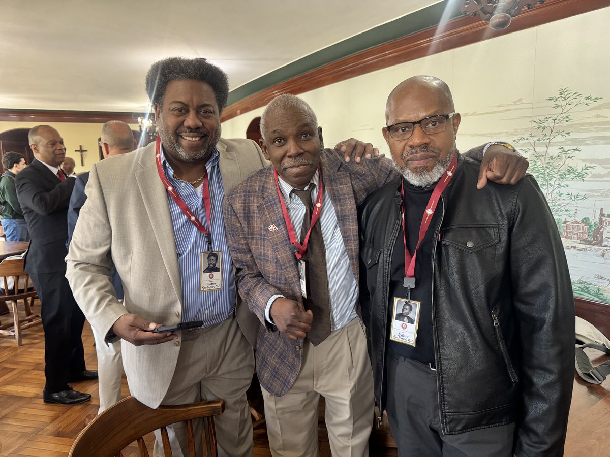 Career Day at Hayes was a knockout! Huge thanks to all the alumni who came back to share their wisdom with our young Hayesmen. Yesterday was a day of inspiration, connections, and future dreams.

Up Hayes And All Its Loyal Men!