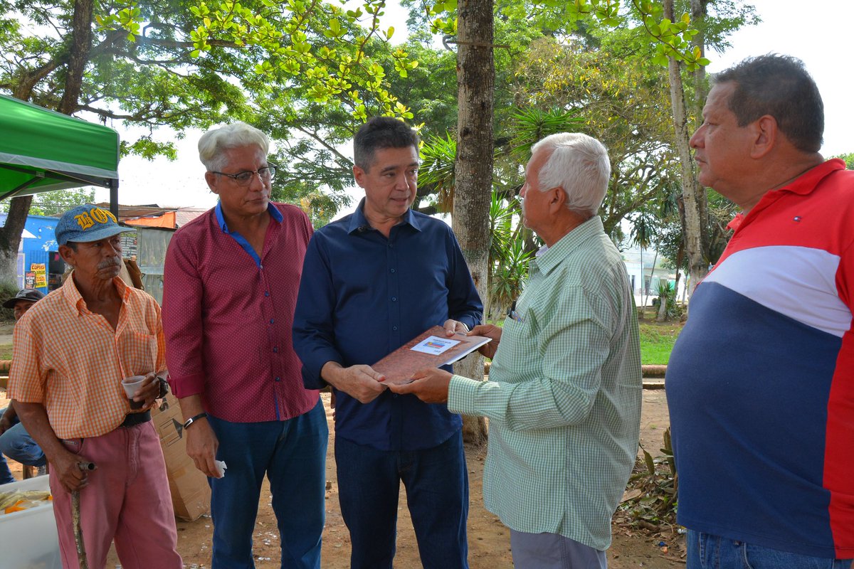 unt_carabobo's tweet photo. #2may | @ylidio_abreu realiza recorrido por la parroquia #Belén en el municipio #CarlosArvelo
¡Vamos a sacar a #Carabobo de la oscuridad!
#Plan38 #CaraboboEsLaRazon https://t.co/jMGFqAJQfg