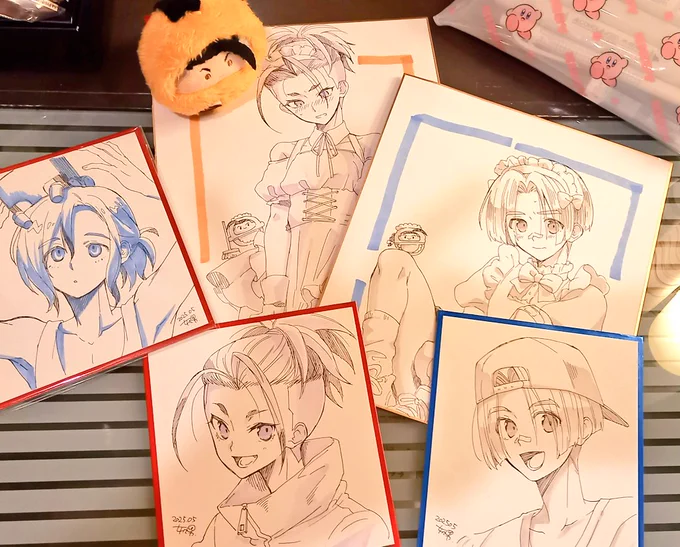 たぴちゃんに監視されつつ色紙書いたので明日持っていきます 