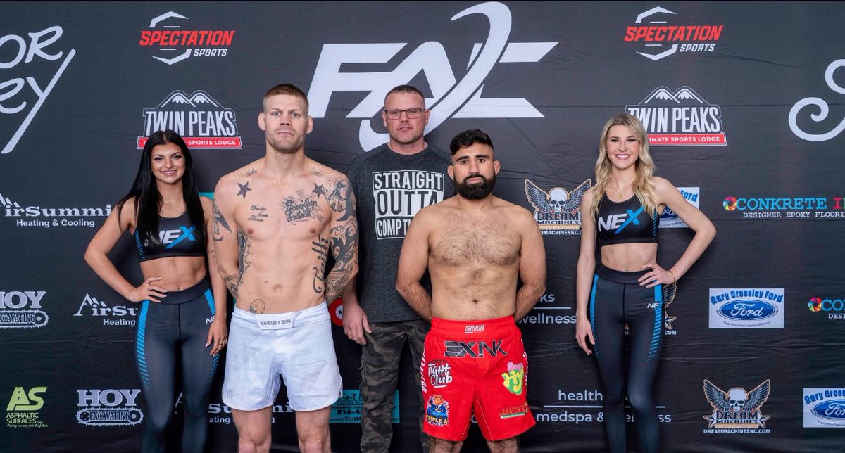 Happy fight day 🇲🇽 

If you can’t make it to the fights tonight and want to watch me fight, this will be the link where it will be streamed:

spectationsports.com/referral/ALANO…

Or you can go to spectation sports and use my promo code ALANOLIVAS to get 20% of the PPV.