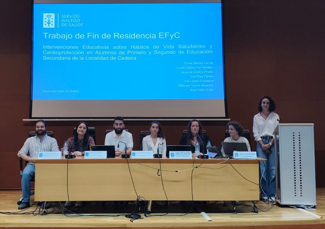 ferrolsergas's tweet photo. 👏 Noraboa ós nosos residentes de Enfermaría Familiar e Comunitaria e de Enfermaría de Saúde Mental, que amosaban os seus traballos fin de residencia no #CHUF.

😍 Un luxo para a #ASF contar con eles.

👉 Toda a info sobre os proxectos, dispoñible en https://t.co/FsgjRhIoIg https://t.co/ucYlMQAU37