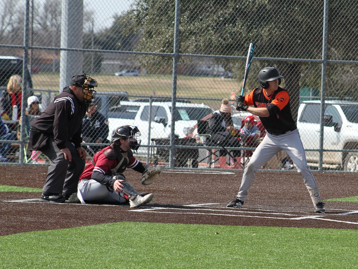 Dallas College Cedar Valley Athletics (@cedarvalleysuns) on Twitter photo โพ๏ธ <a href="/CedarValleyBase/">Cedar Valley Baseball</a> Wins Game 1 at No. 14 Brookhaven
๐๏ธ cvcsuns.com/sports/bsb/202โฆ
#StrongUnitedNeverSatisfied | #DACBaseball โพ๏ธ <a href="/CedarValleyBase/">Cedar Valley Baseball</a> Wins Game 1 at No. 14 Brookhaven
๐๏ธ cvcsuns.com/sports/bsb/202โฆ
#StrongUnitedNeverSatisfied | #DACBaseball