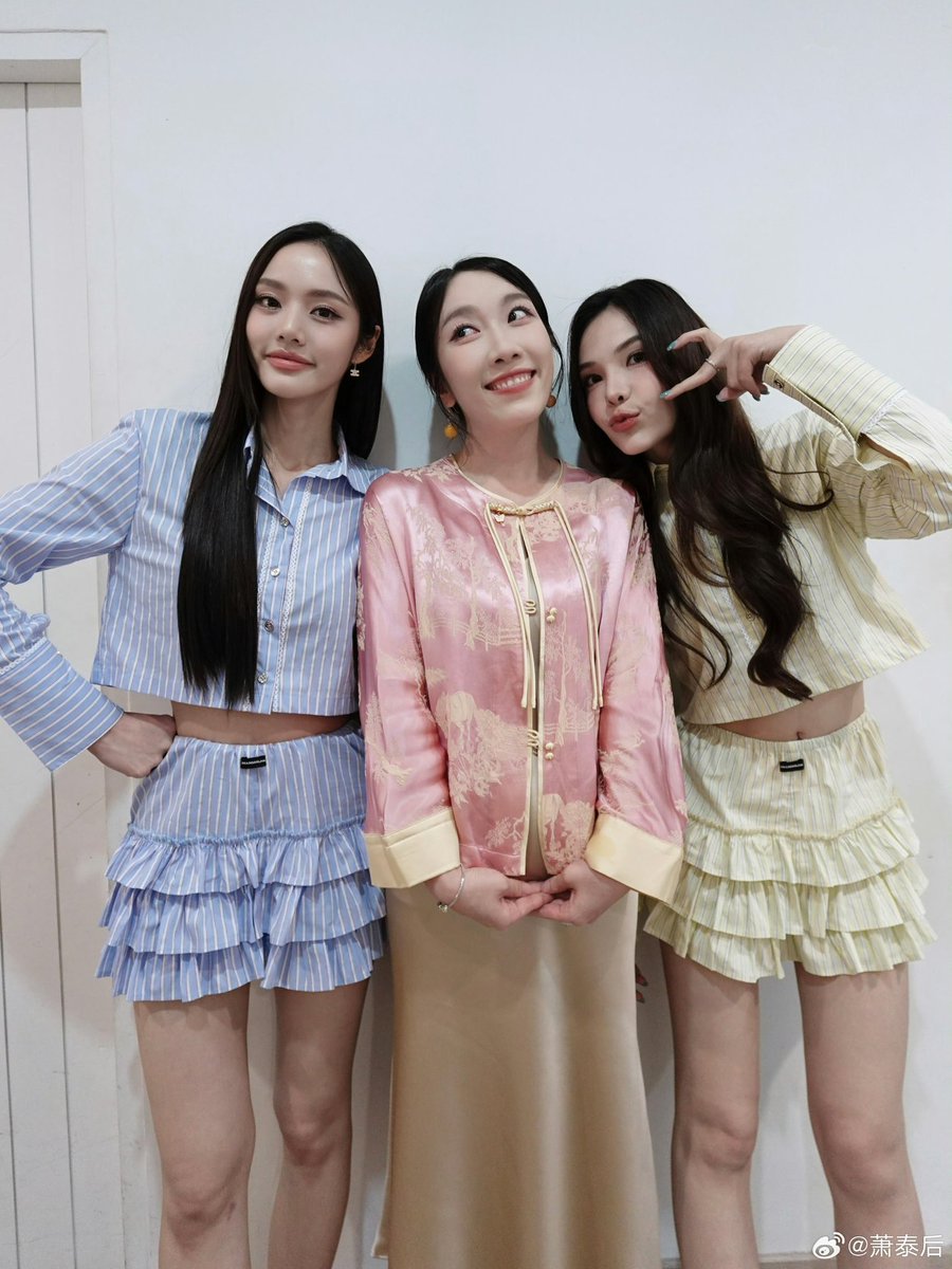 lmlookmheeland's tweet photo. [ WEIBO update ] with LMLOOKMHEE

© 萧泰后

LMSY WT THAIXIAOXIANG

#LMSYxThaiXiaoXiang 
#lmlookmhee #ลูกหมีปัญญาพัชร
#LMSY #ลูกหมีซอนญ่า https://t.co/DYw5AT9Na8