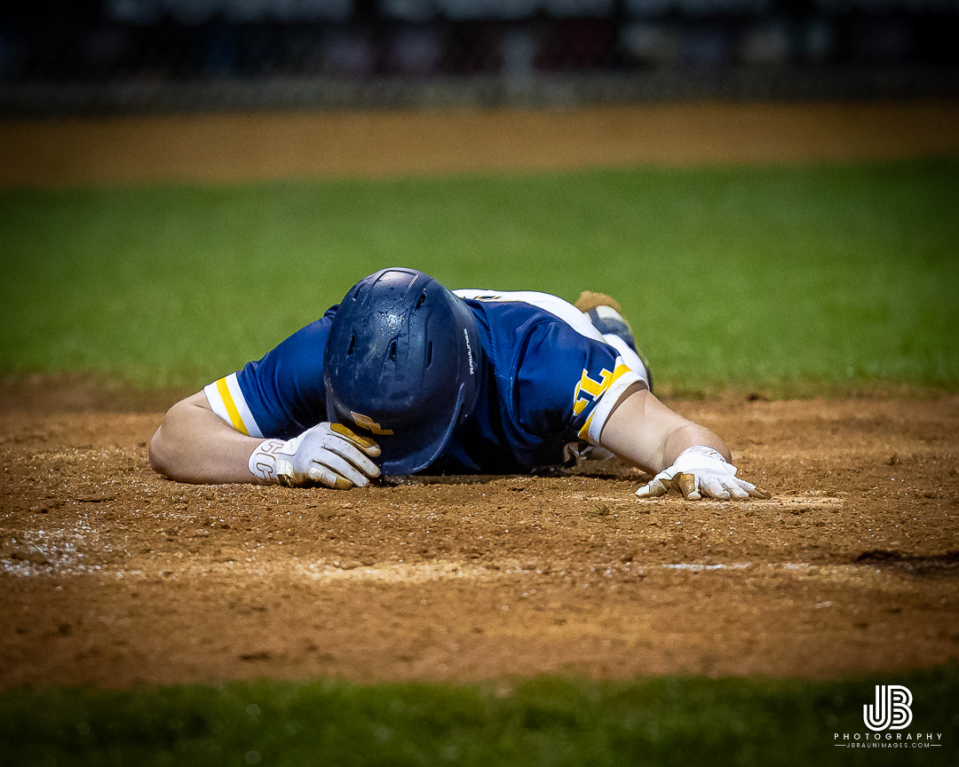 That was a doozy last night!  You'd expect no less from a Shako vs. <a href="/PLLakerBaseball/">Prior Lake Baseball</a> matchup.  The Sabers come out on top this time, with a 9th inning walk-off.  See shots from the action at bit.ly/jbp25-pllakers….