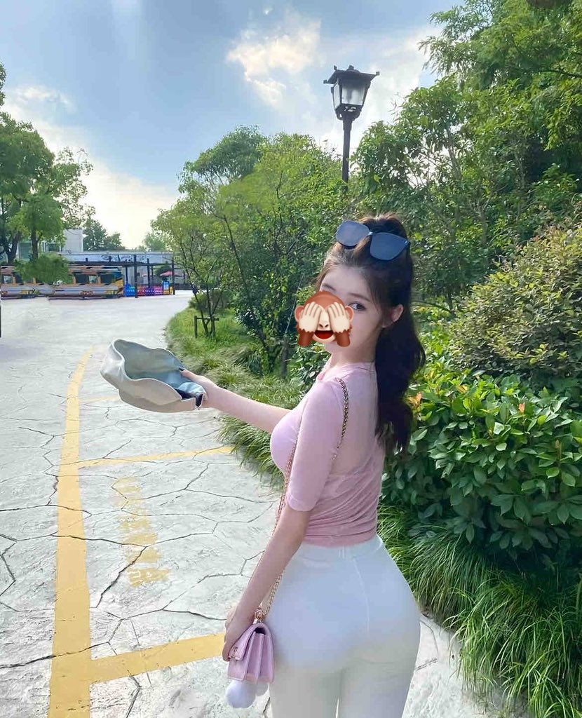🌟今日优选 #杭州  
2003 176 53  D
极品模特 纯欲天花板
初次下海 人美声欲 
榨汁机体验感 皮肤超白涤  喷水多 马甲线 大长腿 屁股大
幽默风趣 温柔体贴 情绪价值到位
首次咨询过🚪槛88r💰（永久使用）下单可用于总价抵
🛰️: YYY_h041 🐧: 931547102
✈️: https://t.co/JpKpV4rbFH https://t.co/QDpUn8LboD