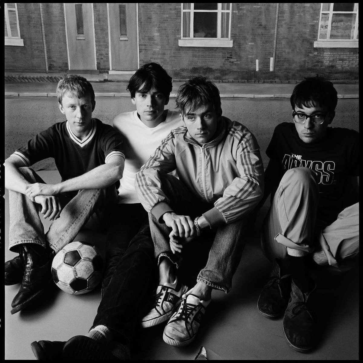 blur photographed by Lawrence Watson for Rockin' On Magazine, 1995.