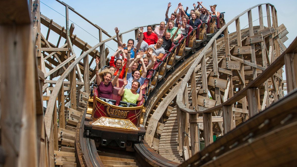 20 duivelse dilemma's in Europa-Park:
Blue Fire dicht of Spices weg?
45 min wachten voor niks of in de regen in Wodan?
Jaffeth &amp; Marwin kiezen. Jij ook?
🎧 bit.ly/APL_254
#EuropaPark #pretpark #podcast