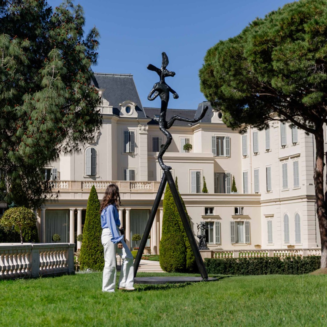 Barry Flanagan tweet media