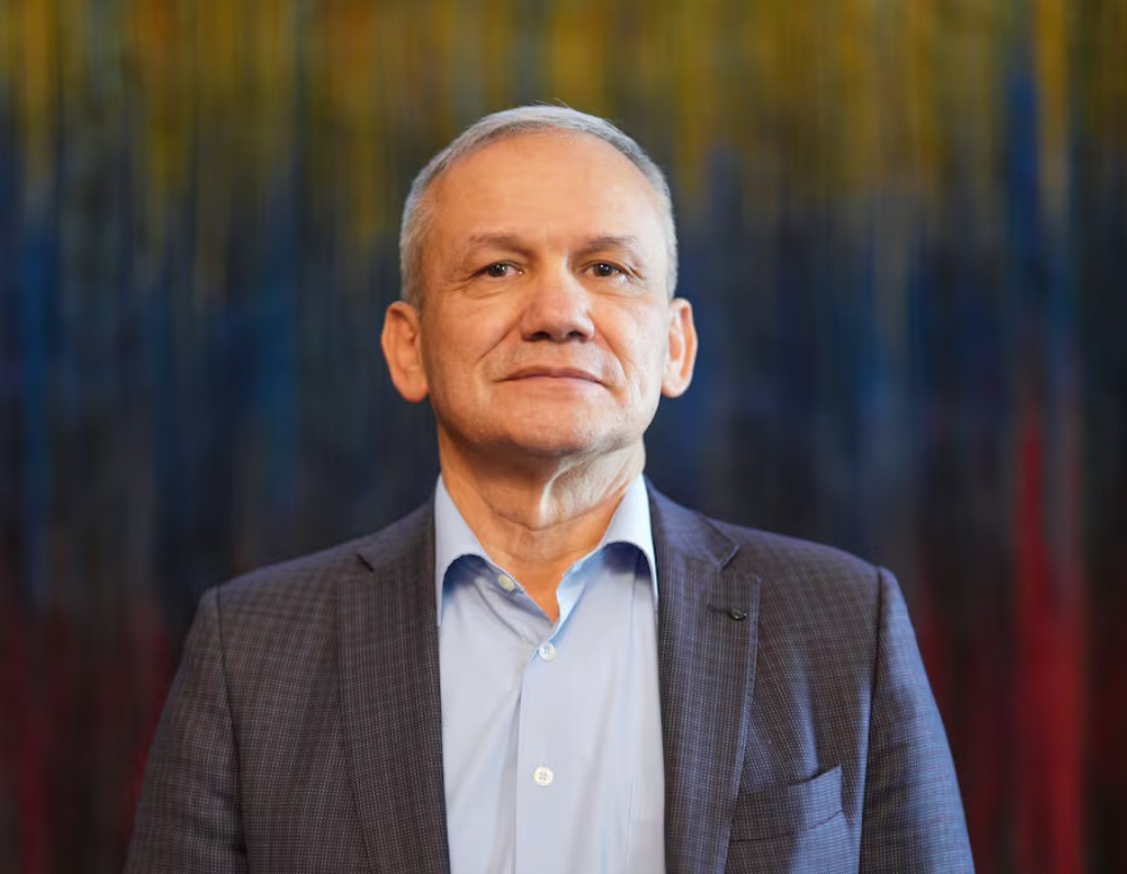 #JUSTICIA La <a href="/CorteSupremaJ/">Corte Suprema de Justicia</a> dejó en firme la decisión del Tribunal Superior de Bogotá que avaló pruebas encontradas por la <a href="/FiscaliaCol/">Fiscalía Colombia</a> en bases de datos del exdirector del DAPRE, Carlos Ramón González, que podrían probar su supuesta responsabilidad en el entramado de corrupción