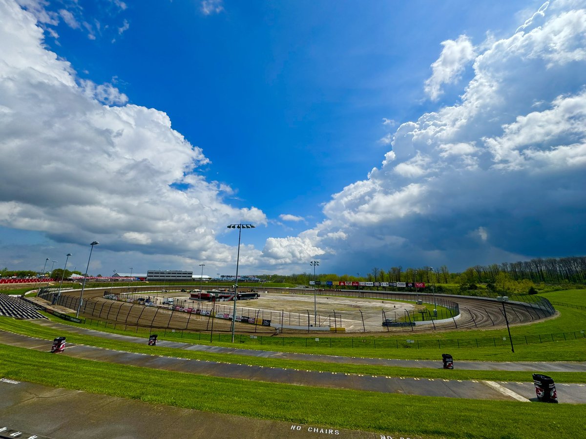 𝐓𝐡𝐞 𝐇𝐨𝐮𝐬𝐞 𝐭𝐡𝐚𝐭 𝐄𝐚𝐫𝐥 𝐁𝐮𝐢𝐥𝐭.