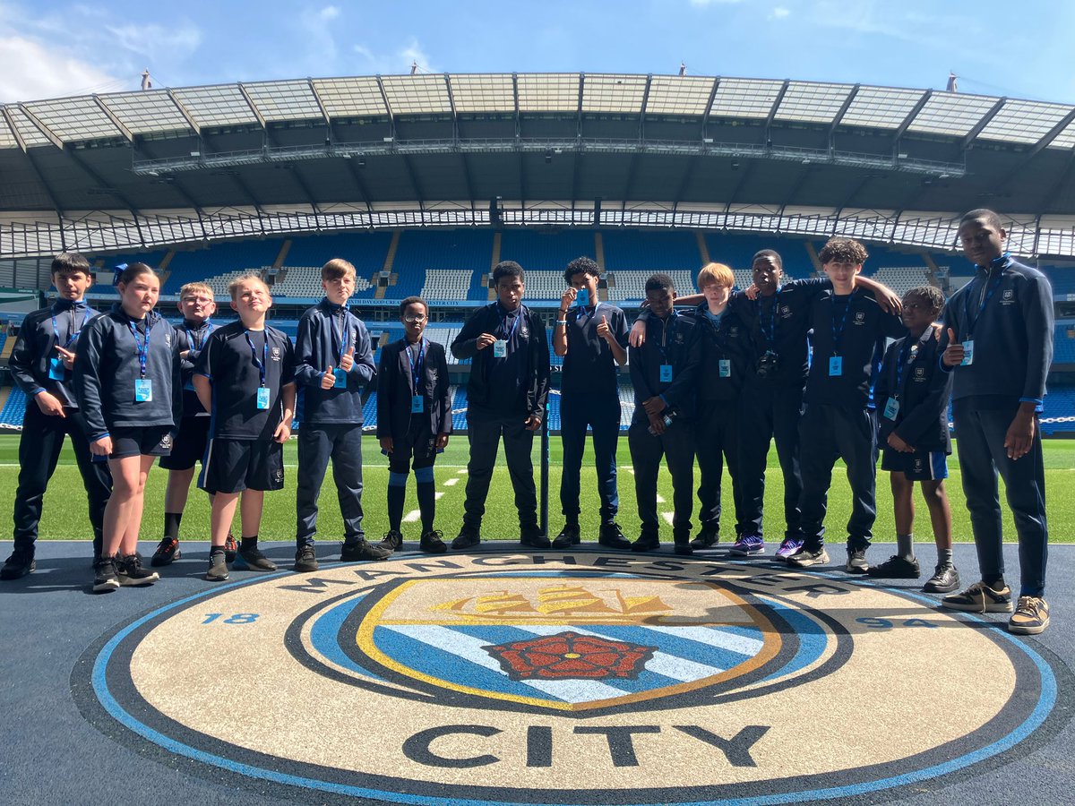 Mr Roylance tweet media