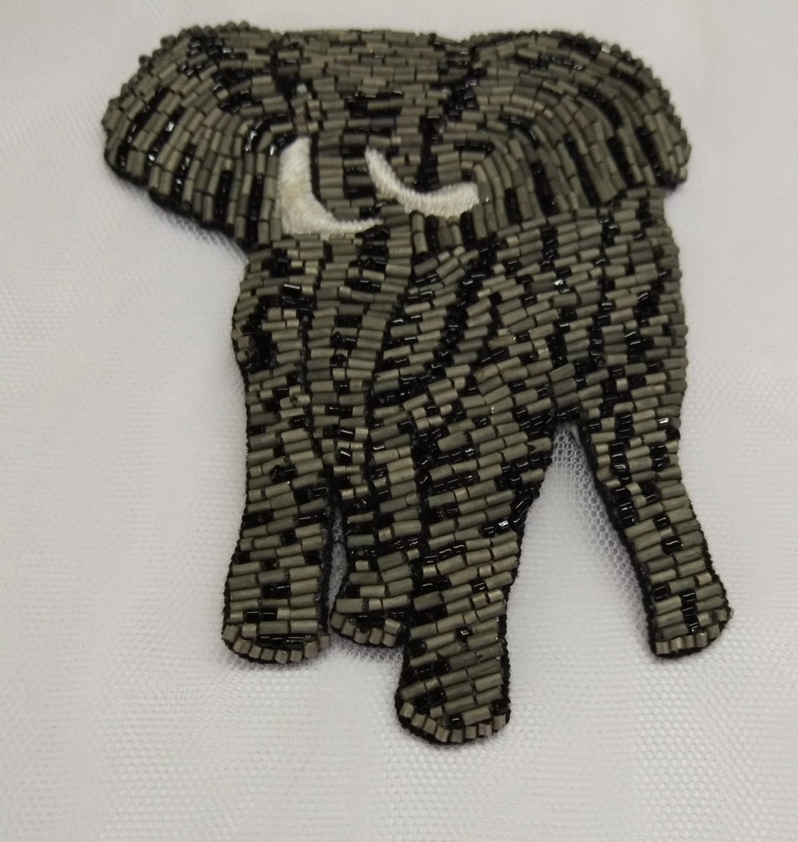 Nature meets craftsmanship. This hand-embroidered elephant motif is designed to add a bold, organic touch to garments, bags, or luxury accessories.

Contact Us for More Details:
Info@sadulbadul.com
 +91 91363 04295
 Visit: sadulbadul.com

#HandEmbroidery #EmbroideryArt