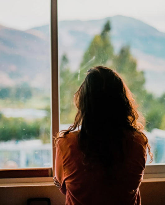 Anxiety can feel overwhelming, but calming it doesn't have to be. Use these strategies anytime, anywhere. #MentalHealthAwarenessMonth
caps.arizona.edu/anxiety