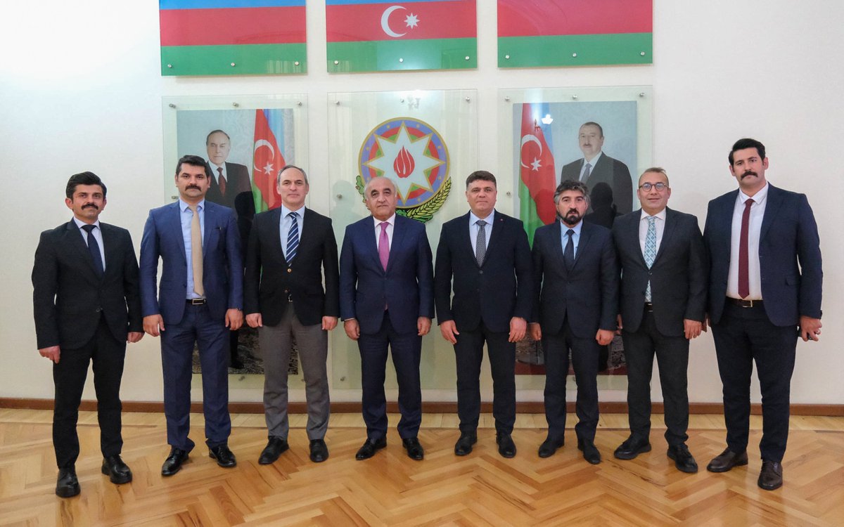 Dr. İlyas Bozkurt’tan Azerbaycan Devlet İktisat Üniversitesi Rektörü Prof. Dr. Edalət Muradov’a Ziyaret

Bakü – TESAM ve TESİAD Kurucu Genel Başkanı Dr. İlyas Bozkurt ve beraberindeki heyet, Azerbaycan temasları çerçevesinde Azerbaycan Devlet İktisat Üniversitesi (UNEC) Rektörü